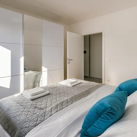 Marko - New Sea View With Free Parking Apartment *