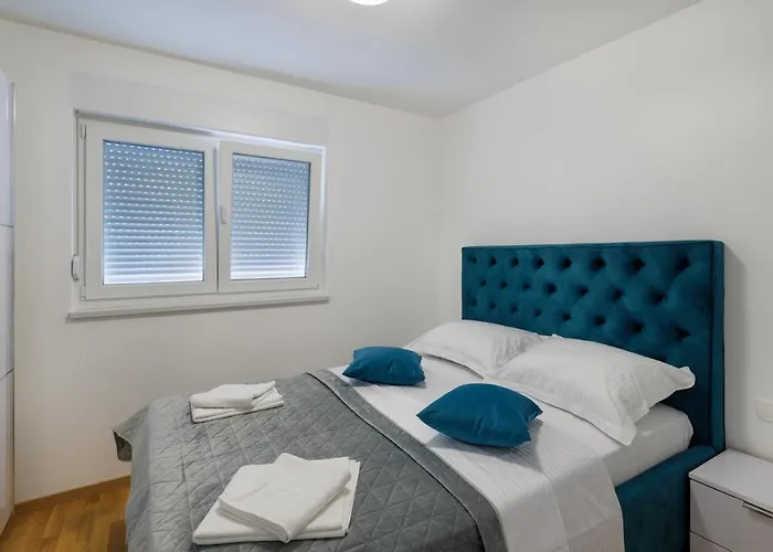 Marko - New Sea View With Free Parking 아파트 *